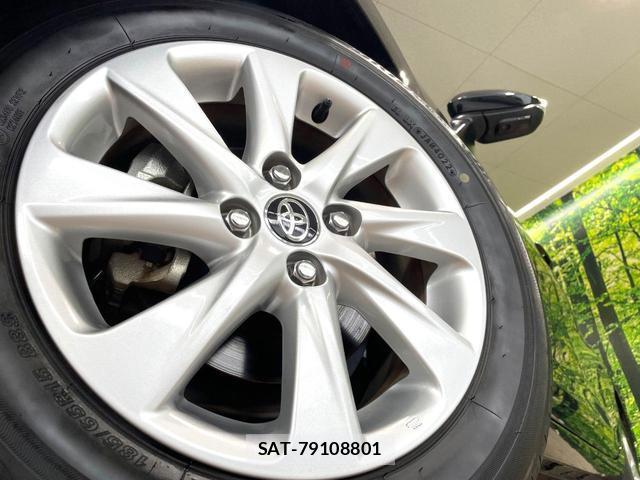 Toyota AQUA 2022-10 8651854-12