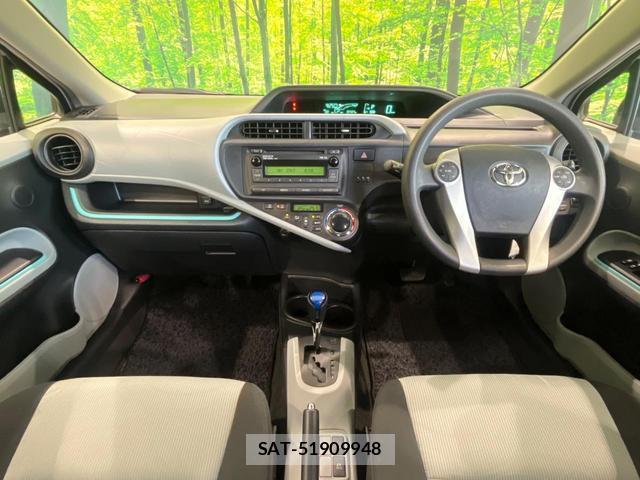 Toyota AQUA 2013-05 8652028-1