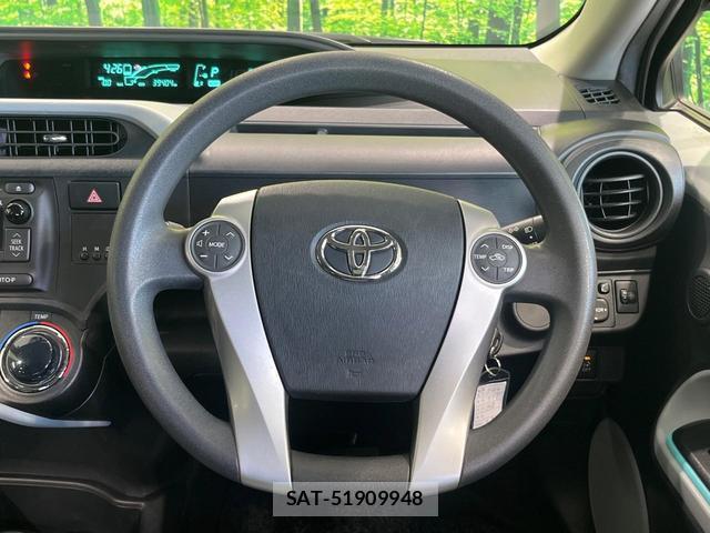 Toyota AQUA 2013-05 8652028-10