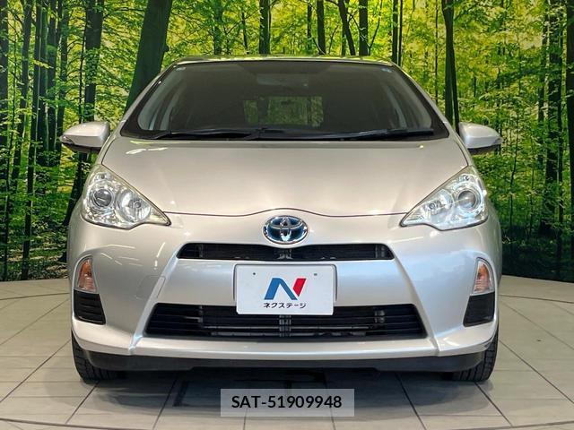 Toyota AQUA 2013-05 8652028-13