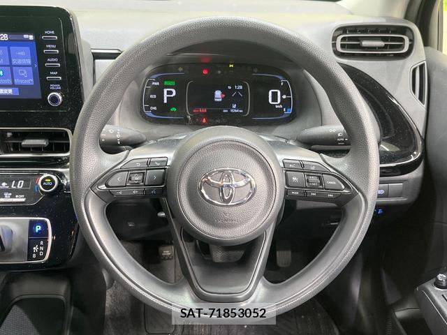 Toyota AQUA 2022-02 8652295-10