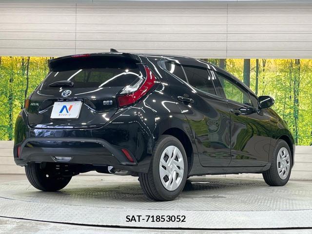 Toyota AQUA 2022-02 8652295-16