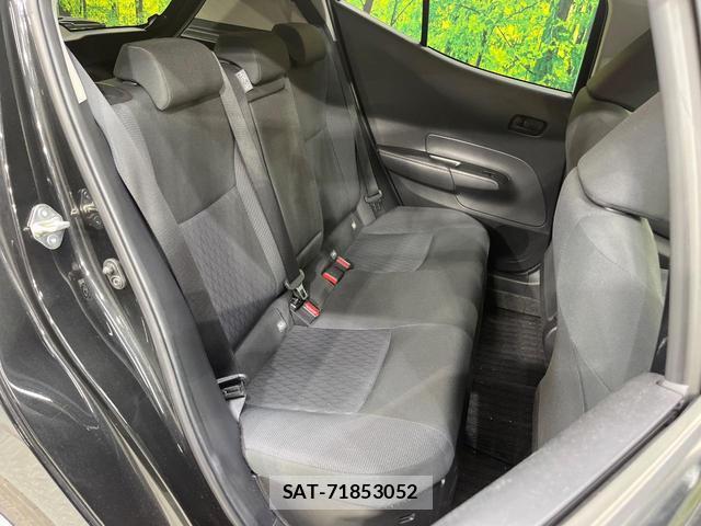 Toyota AQUA 2022-02 8652295-8