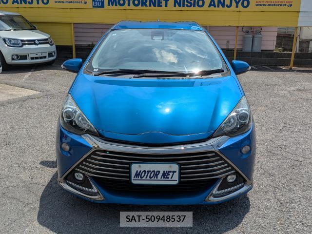 Toyota AQUA 2016-01 8652430-12