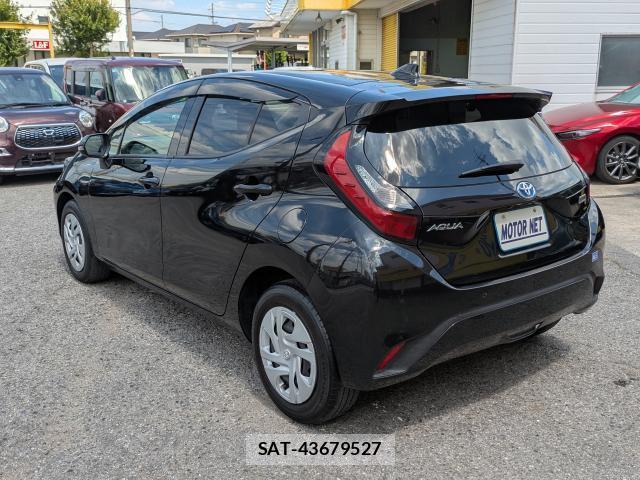 Toyota AQUA 2021-10 8652431-10