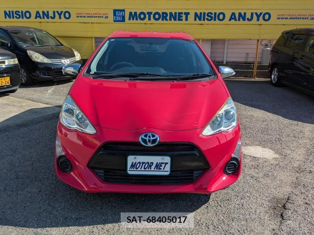 Toyota AQUA 2015-08 8652433-12