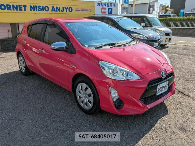 Toyota AQUA 2015-08 8652433-9