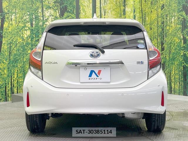 Toyota AQUA 2018-06 8652475-14