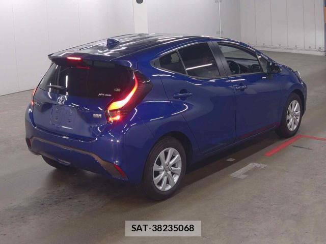Toyota AQUA 2021-08 8652593-4