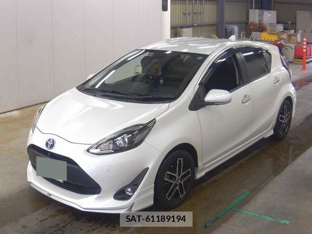 Toyota AQUA 2021-01 8652695-3