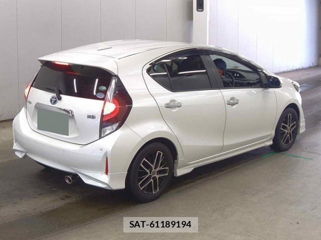 Toyota AQUA 2021-01 8652695-4
