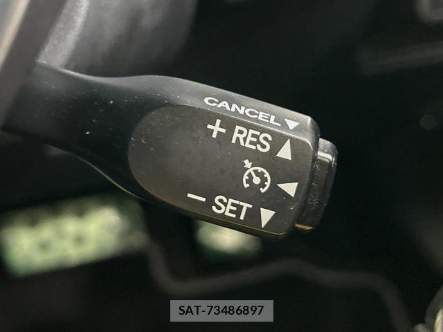 Toyota AQUA 2018-05 8653018-5