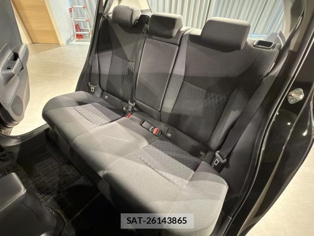 Toyota AQUA 2021-09 8653031-6