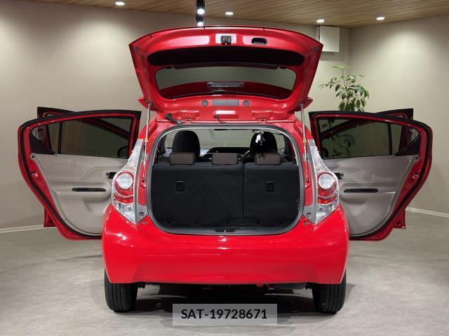 Toyota AQUA 2013-05 8653033-18