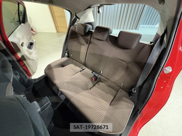 Toyota AQUA 2013-05 8653033-6