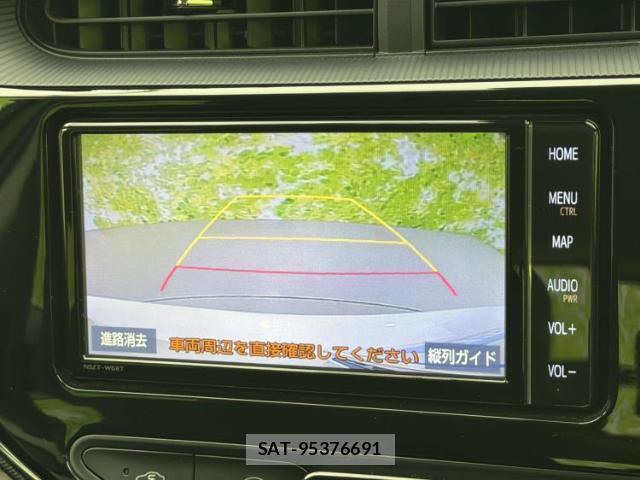 Toyota AQUA 2019-11 8653487-10