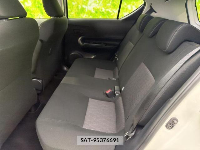 Toyota AQUA 2019-11 8653487-6