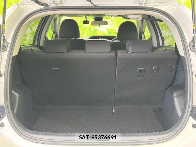 Toyota AQUA 2019-11 8653487-7