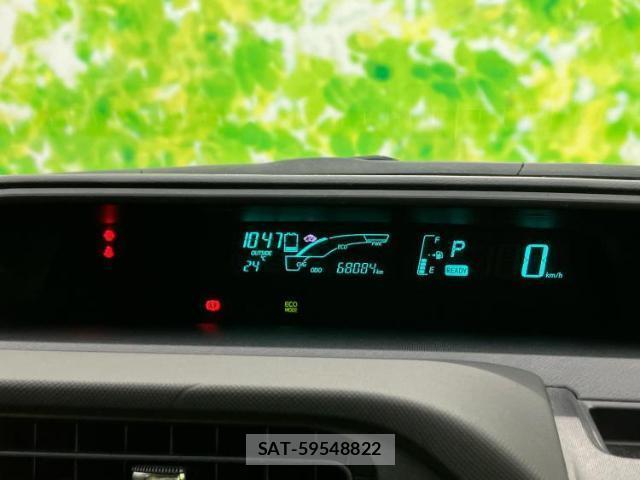 Toyota AQUA 2013-05 8653786-13