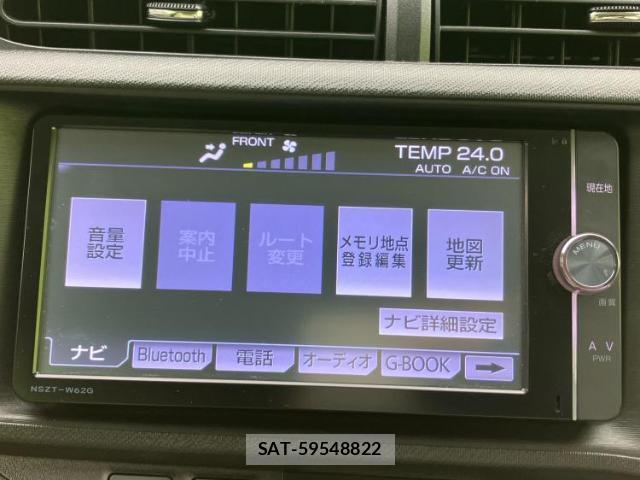 Toyota AQUA 2013-05 8653786-8