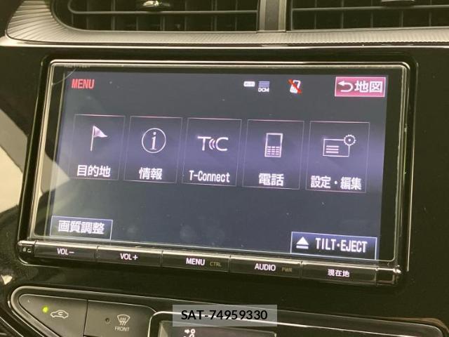 Toyota AQUA 2018-02 8653829-8
