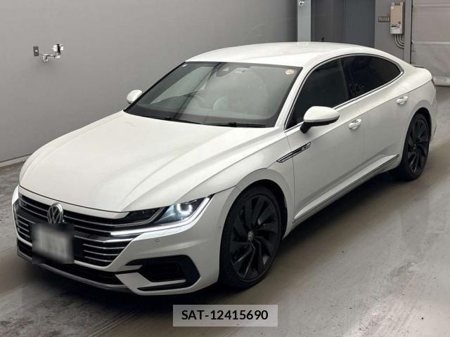 VolksWagen ARTEON 2018-07 8649005-9