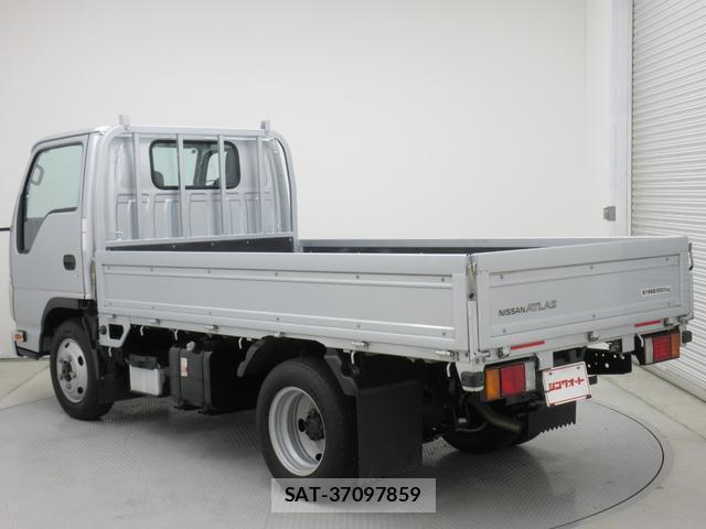 Nissan ATLAS 2024-07 8649507-8