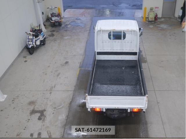 Nissan ATLAS 2011-08 8650183-2