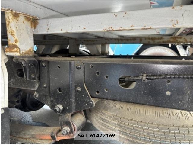 Nissan ATLAS 2011-08 8650183-8
