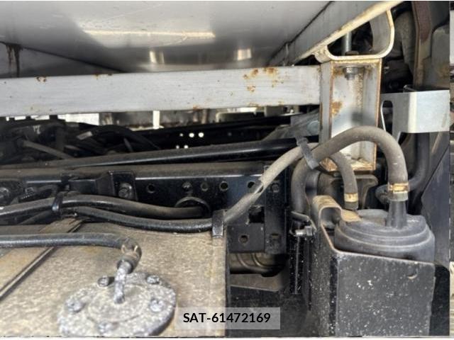 Nissan ATLAS 2011-08 8650183-9