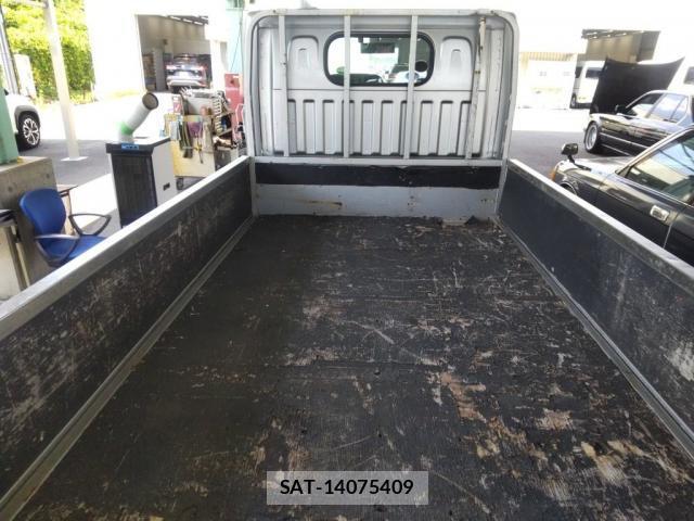 Nissan ATLAS 2013-09 8652066-2