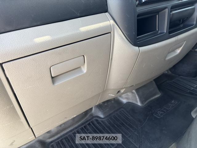 Nissan ATLAS 2018-02 8653230-16