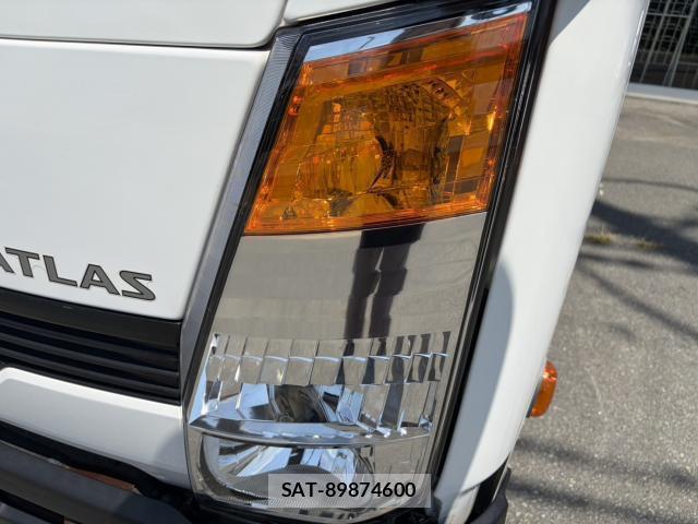 Nissan ATLAS 2018-02 8653230-18