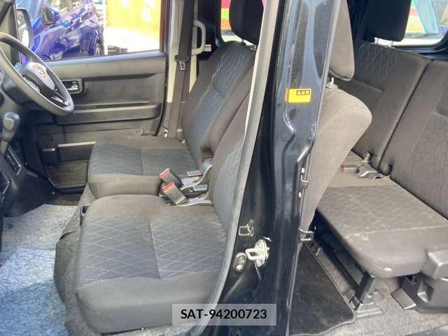 Daihatsu ATRAI 2022-04 8647794-12