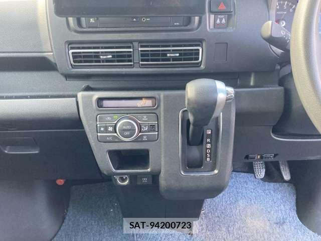 Daihatsu ATRAI 2022-04 8647794-17