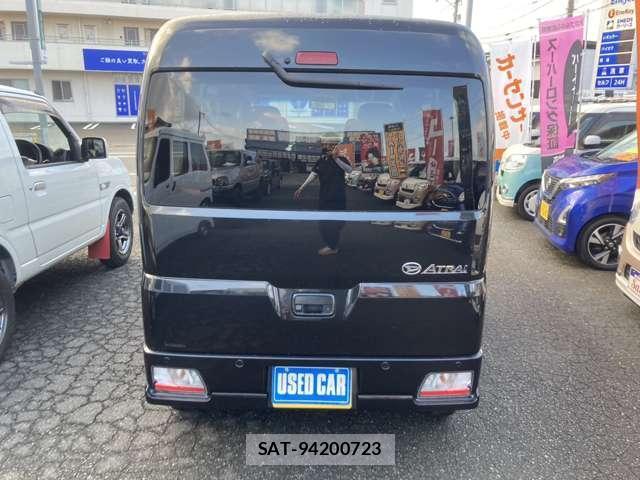 Daihatsu ATRAI 2022-04 8647794-4