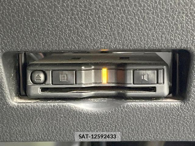 Daihatsu ATRAI 2023-04 8650858-4