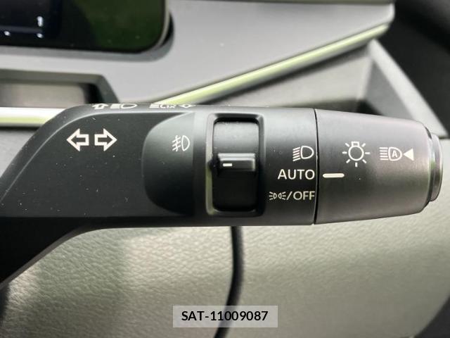 Nissan AURA 2024-09 8648180-14