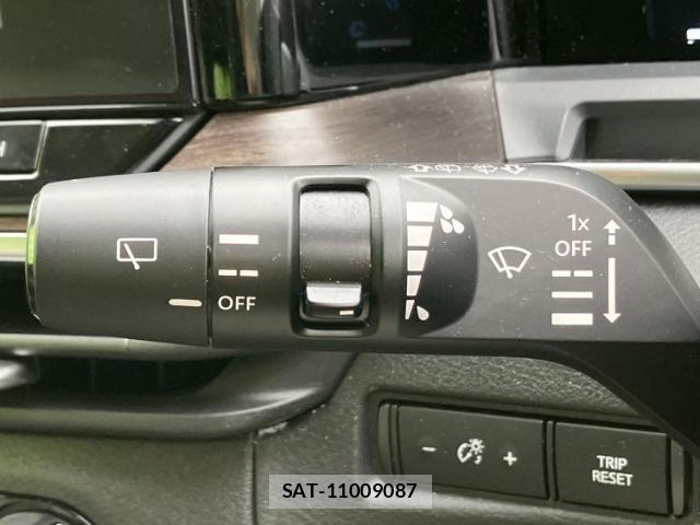 Nissan AURA 2024-09 8648180-15