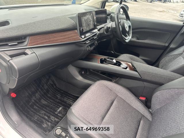 Nissan AURA 2021-08 8649979-10