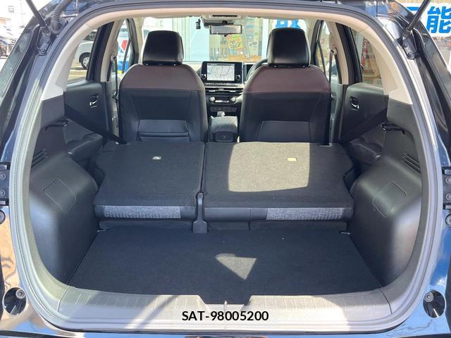 Nissan AURA 2022-01 8651099-9