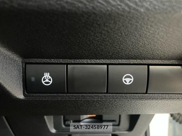 Nissan AURA 2025-01 8653001-18