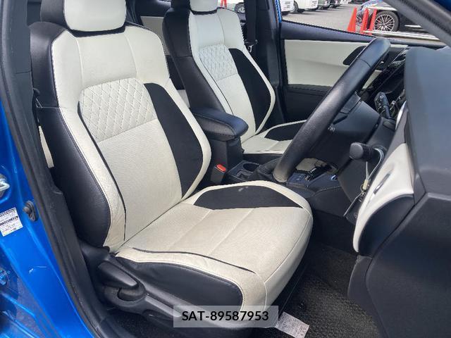 Toyota AURIS 2016-12 8651933-12