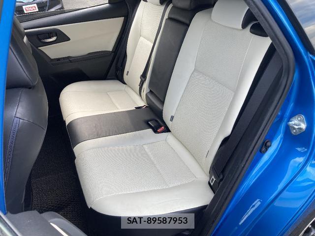Toyota AURIS 2016-12 8651933-6