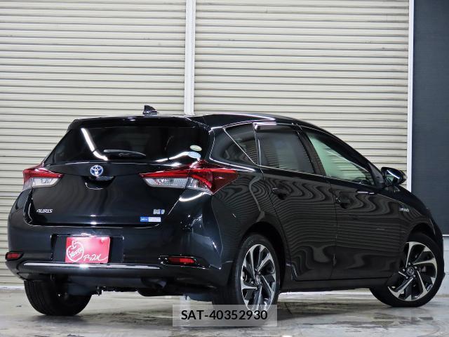 Toyota AURIS 2016-10 8652080-1