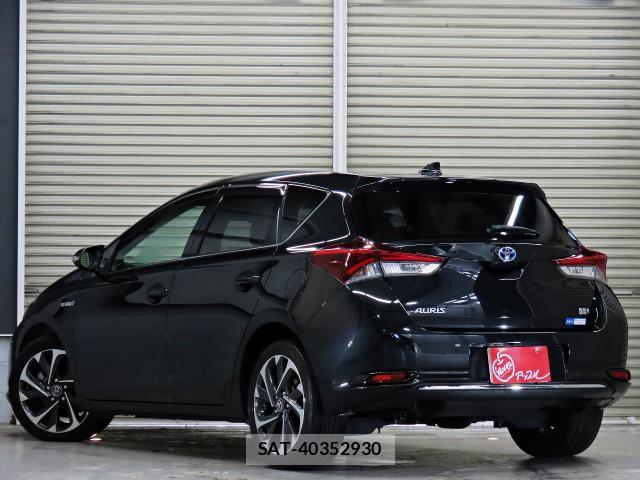 Toyota AURIS 2016-10 8652080-7