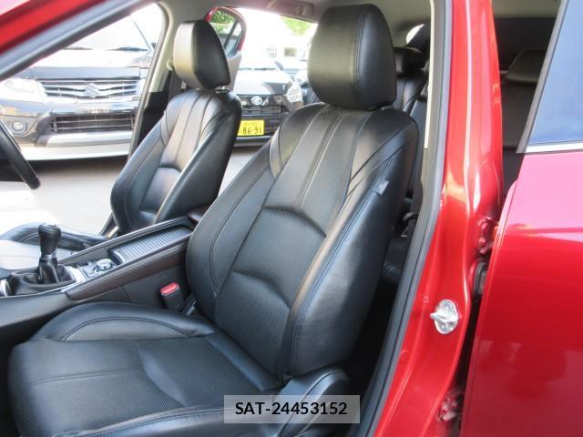 Mazda AXELA SPORT 2018-04 8646878-12