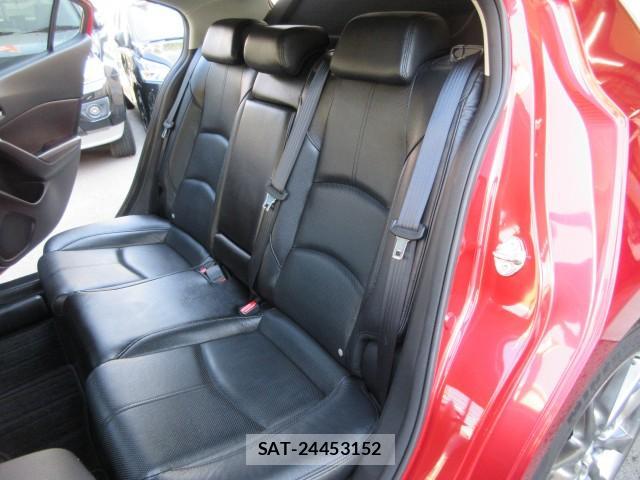 Mazda AXELA SPORT 2018-04 8646878-14