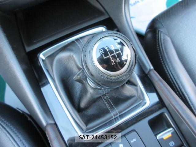 Mazda AXELA SPORT 2018-04 8646878-3