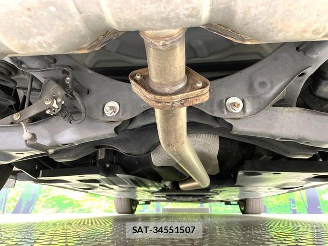 Mazda AXELA SPORT 2015-01 8648283-18